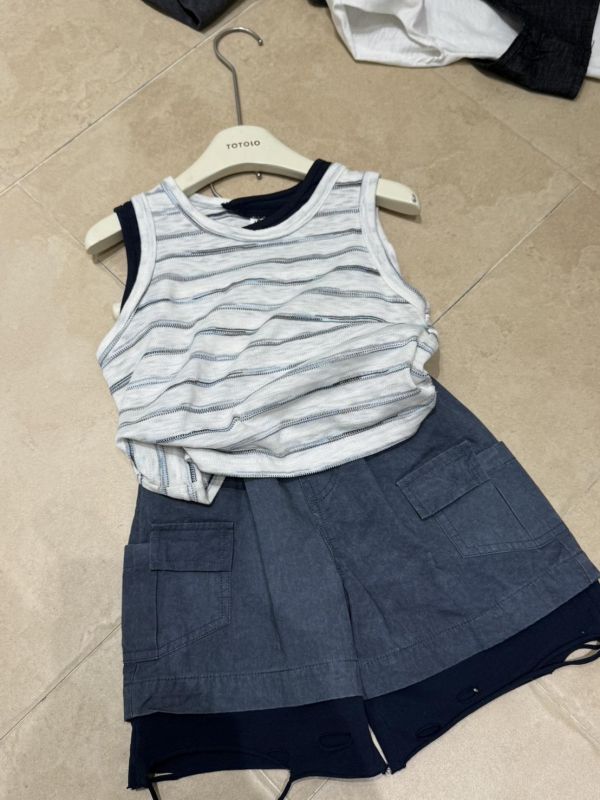 撞色不規則假兩件透氣背心 