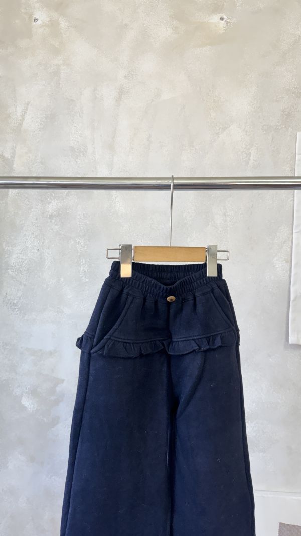 立體小襯裙直筒褲 