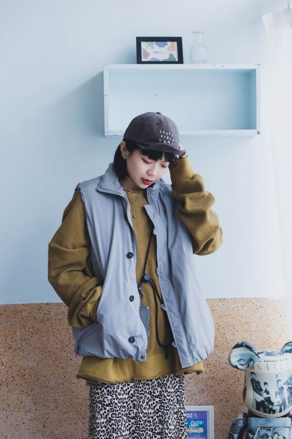 韓國 侘寂風格立領保暖背心 