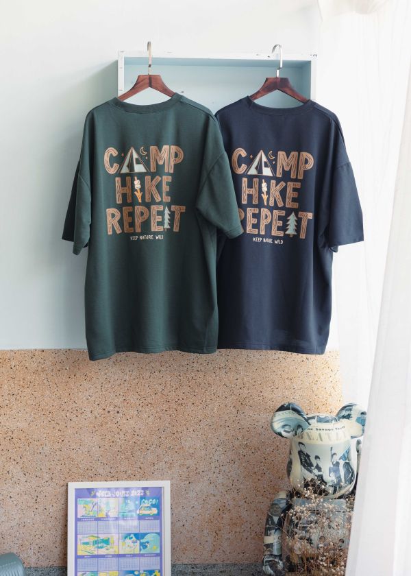森林CAMP印花短袖上衣 
