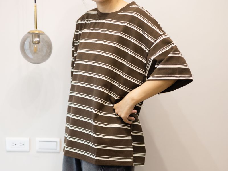 舒適條紋短袖上衣 