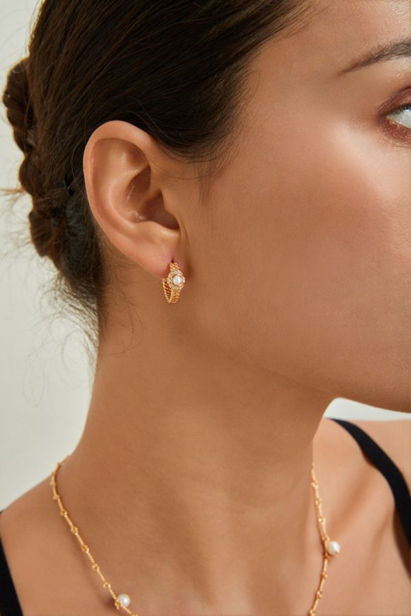 Elyra｜珍珠星辰耳環 