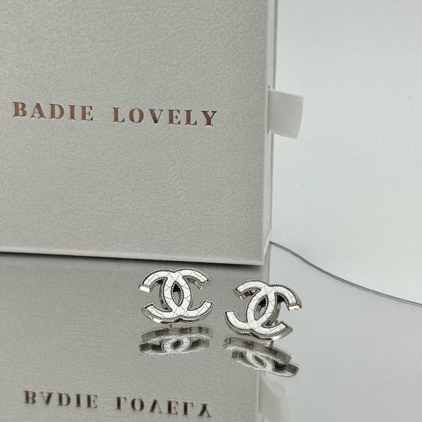 Chanel白銀格紋耳環 