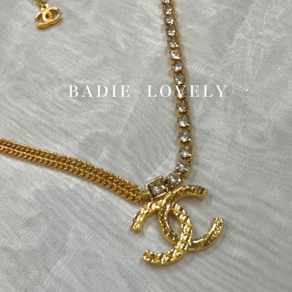Chanel 金色鋯石水鑽設計感項鍊 
