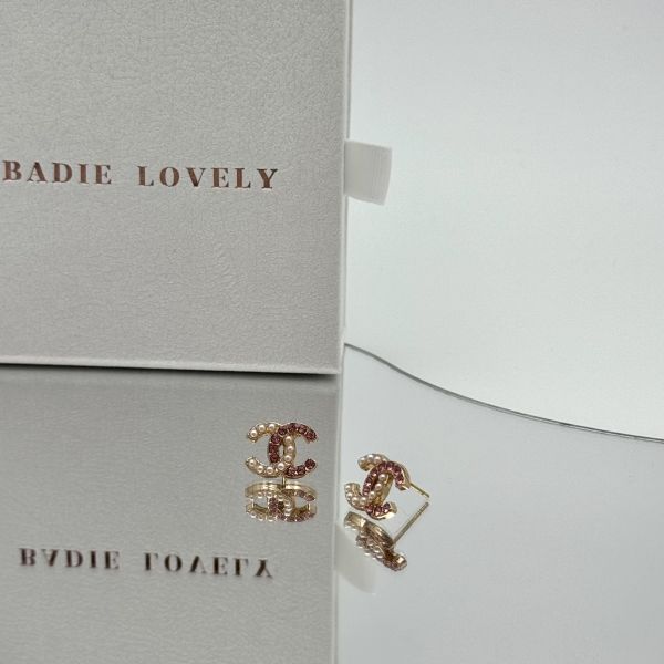 Chanel粉鑽珍珠金色耳環 