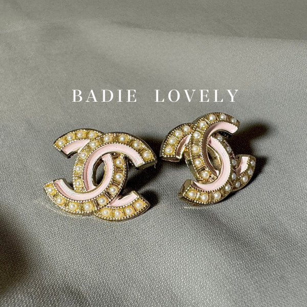 Chanel金邊粉色珍珠耳環 Chanel金邊粉色珍珠耳環