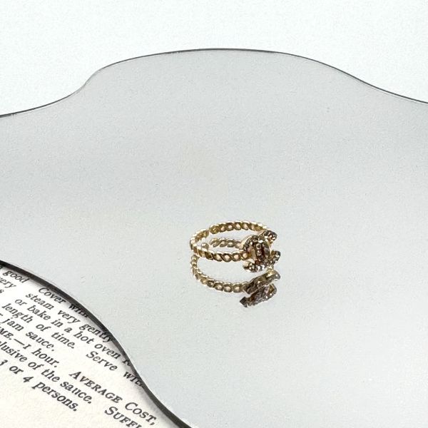 Chanel金色水鑽戒指 