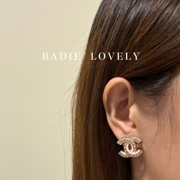 Chanel金邊粉色珍珠耳環 Chanel金邊粉色珍珠耳環