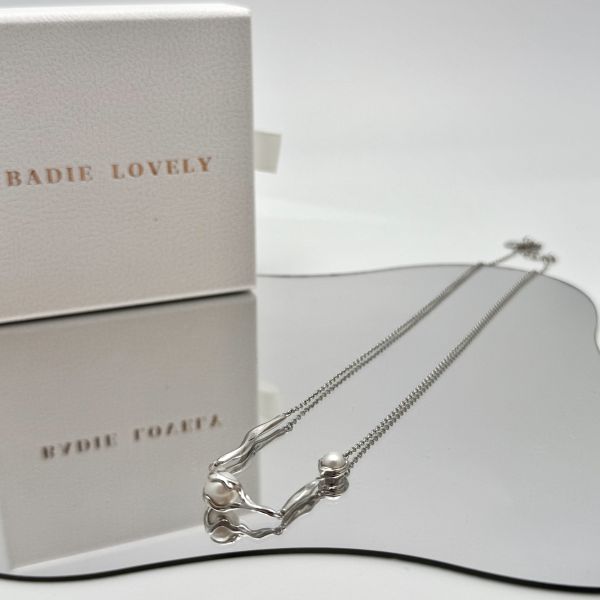 Serpent Pearl 無限蜿蜒珍珠項鍊 