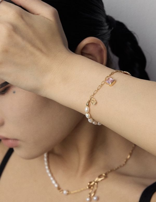 Charm 粉紫魅力珍珠手鍊 珍珠手鍊、粉紫晶石手鍊、珍珠鍊條飾品、18K金飾品、疊戴手鍊、粉紫魅力手鍊
