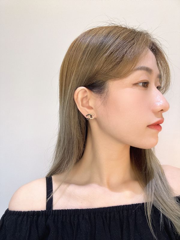 Chanel黑鑽珍珠金色耳環 