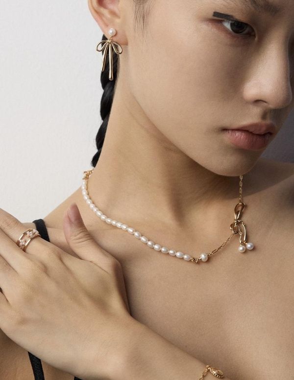 Velora｜蝴蝶結點綴珍珠項鍊 