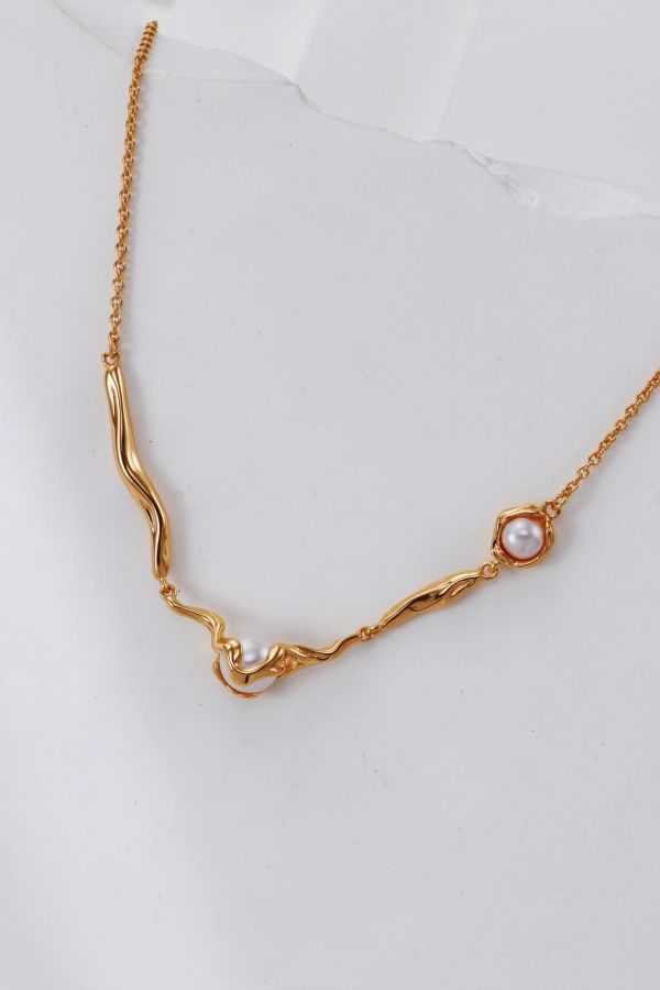Serpent Pearl 無限蜿蜒珍珠項鍊 