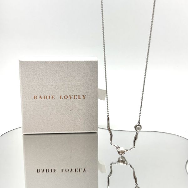 Serpent Pearl 無限蜿蜒珍珠項鍊 