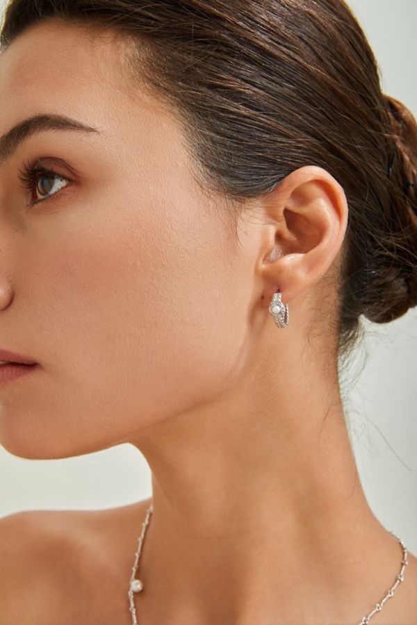 Elyra｜珍珠星辰耳環 