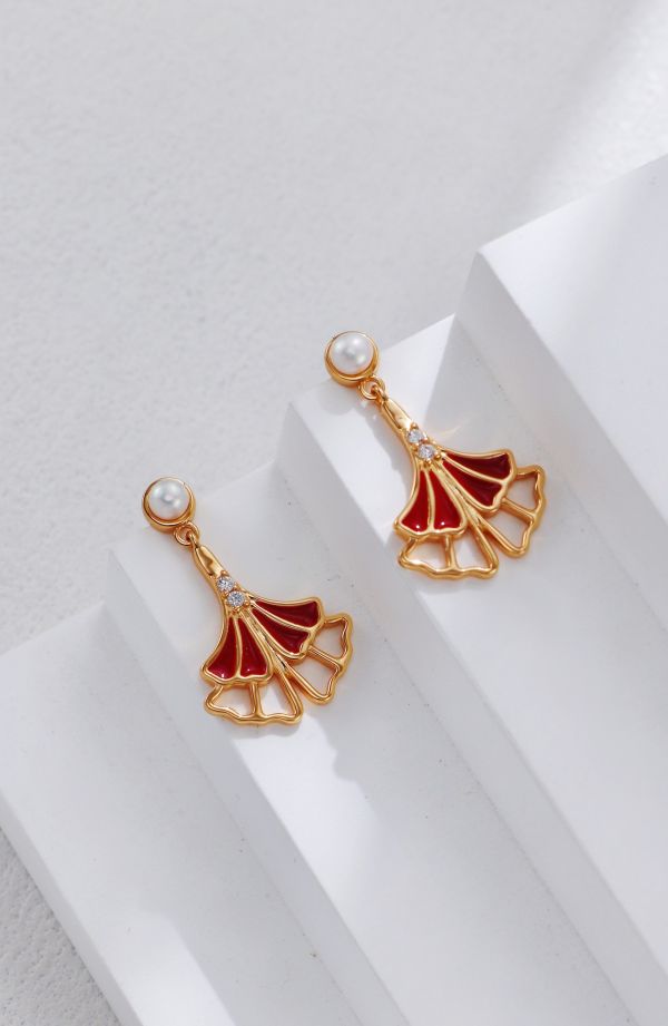 金色銀杏葉紅色滴釉耳環 