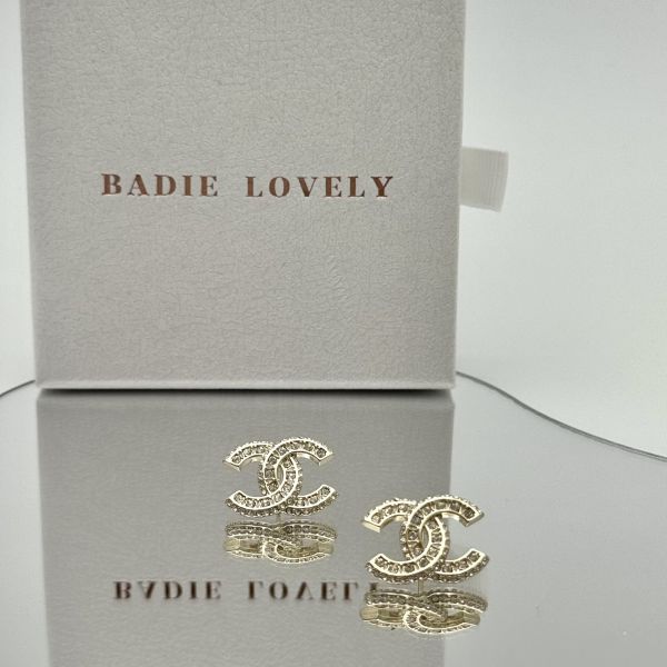 Chanel金鑽晨曦耳環 #chanel #buttons #upcycle