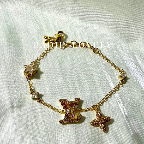 LV金色水鑽手鍊 