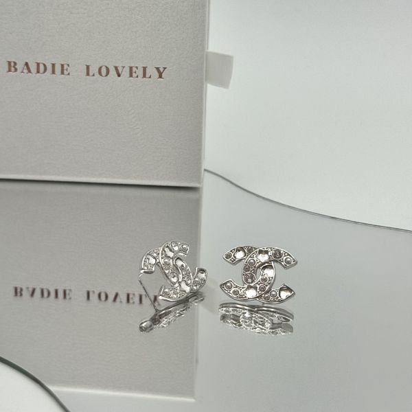 Chanel銀色星鑽耳環 