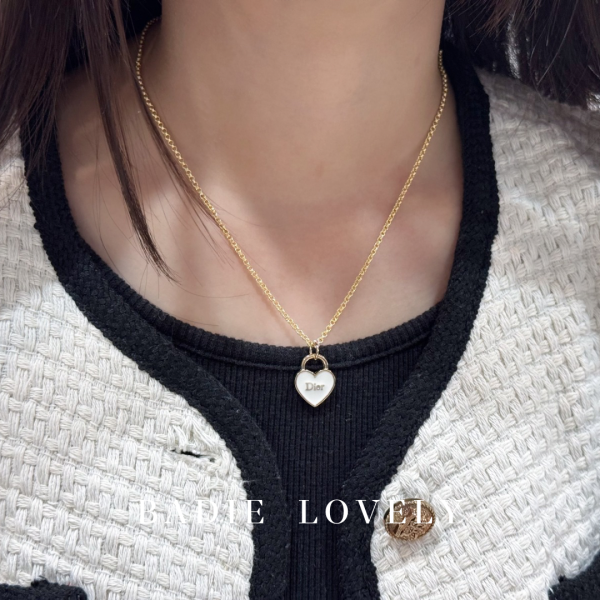 Dior白金愛心項鍊 