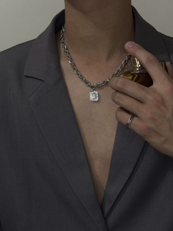 CLAJO｜Aegis Pendant 