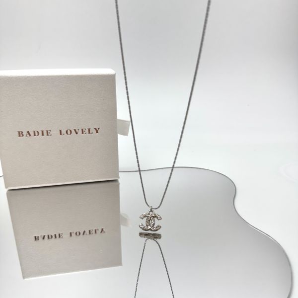 Chanel銀色水鑽項鍊 