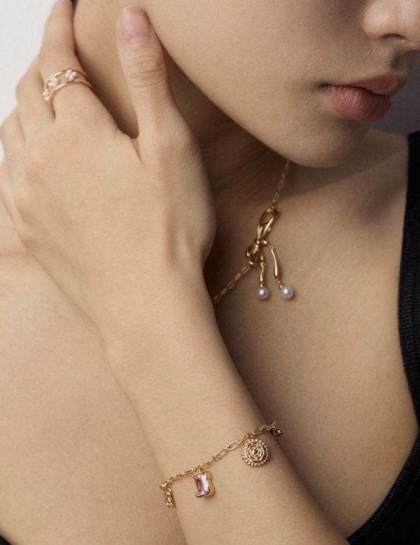 Charm 粉紫魅力珍珠手鍊 珍珠手鍊、粉紫晶石手鍊、珍珠鍊條飾品、18K金飾品、疊戴手鍊、粉紫魅力手鍊