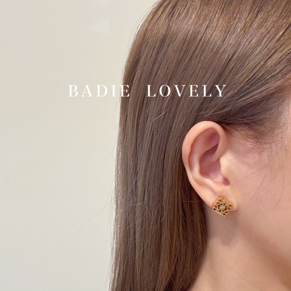 Loewe金色耳環 Badielovely