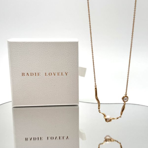 Serpent Pearl 無限蜿蜒珍珠項鍊 