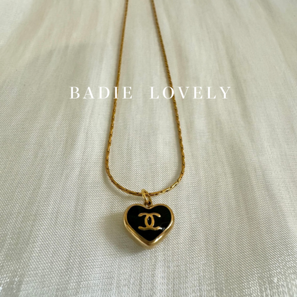 Chanel 黑金迷你小愛心項鍊 Chanel 黑金迷你小愛心項鍊