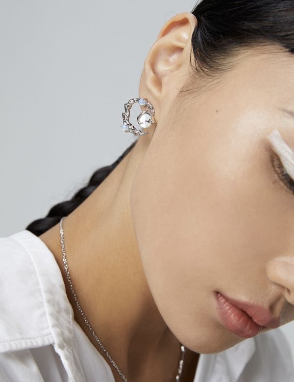 Dawn｜晨光月華｜純銀蛋白石耳環 