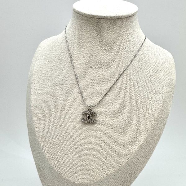 Chanel銀色水鑽項鍊 