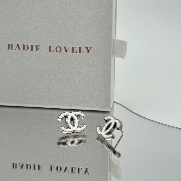 Chanel白銀格紋耳環 