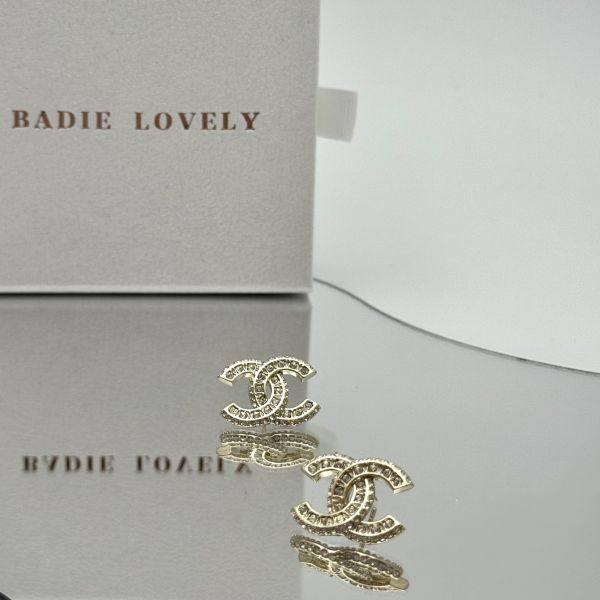 Chanel金鑽晨曦耳環 #chanel #buttons #upcycle