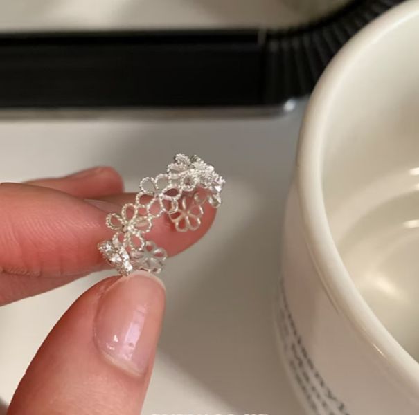 鏤空花朵純銀戒指 