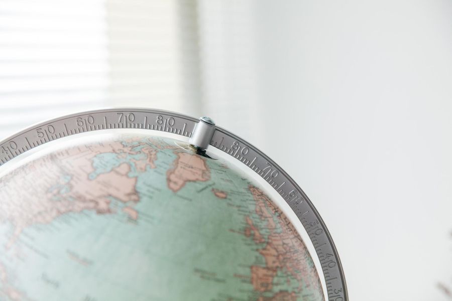 12英吋霧面仿古天青色360度全旋轉木質底座地球儀/可充電 