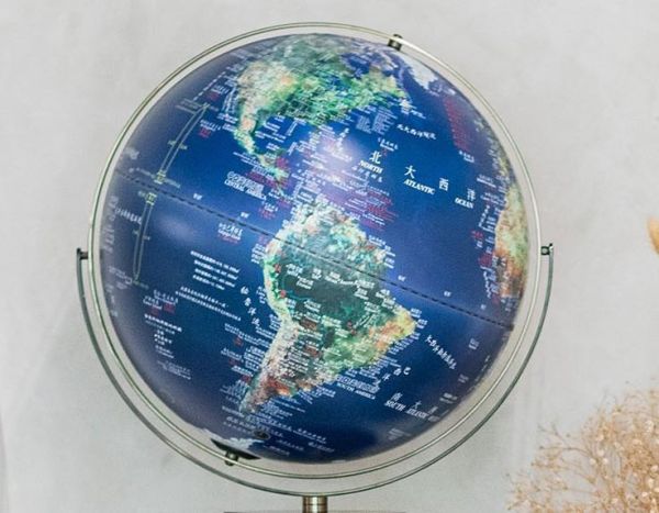 17吋衛星圖亮鉻圓尺組鐵盤底座LED地球儀(中英文版) 