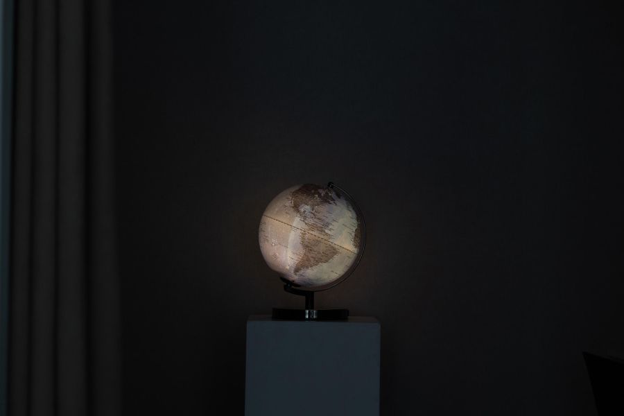 10英吋璀璨藍星空鐵質鏡面黑底座touch地球儀 10英吋璀璨藍星空鐵質鏡面黑底座touch地球儀