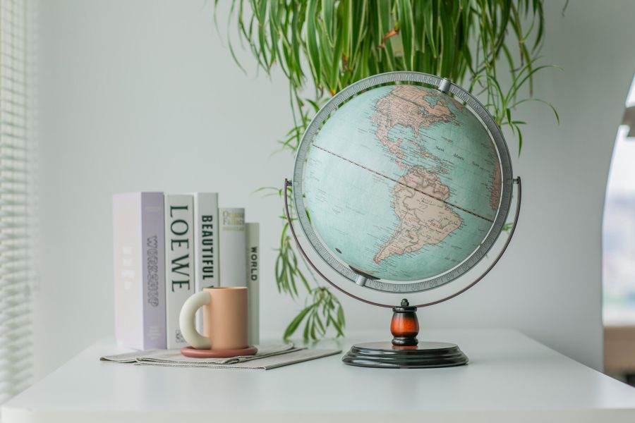 12英吋霧面仿古天青色360度全旋轉木質底座地球儀/可充電 