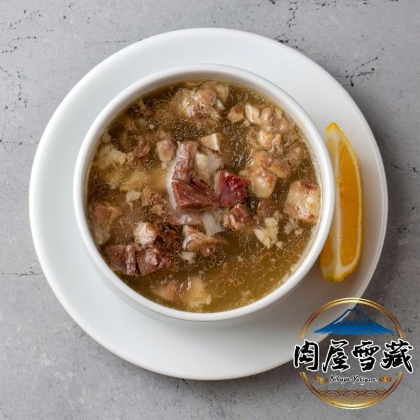 【肉屋雪藏】帶皮小羔羊肉塊 小羔羊塊、肉屋雪藏、帶皮羊肉、澳洲羊肉、羊肉爐食材、1kg羊肉包、原肉切塊、無腥味羊肉