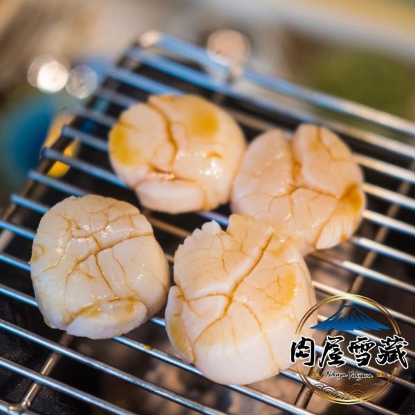 【肉屋雪藏】北海道生食級干貝S級 北海道干貝、生食級干貝、肉屋雪藏、干貝 S 級、日本干貝產地直送、干貝規格科普、高級生鮮電商、干貝 1kg、北海道生干貝推薦