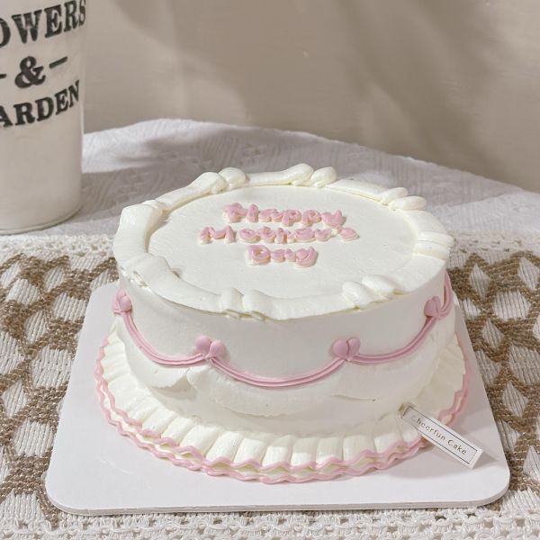 溫柔的呢喃 水果蛋糕,生日蛋糕,鮮奶油蛋糕,板橋蛋糕,新莊甜點,手作蛋糕,韓系蛋糕,簡約蛋糕,柒風蛋糕,笑臉花花,ins風蛋糕,溫柔的呢喃