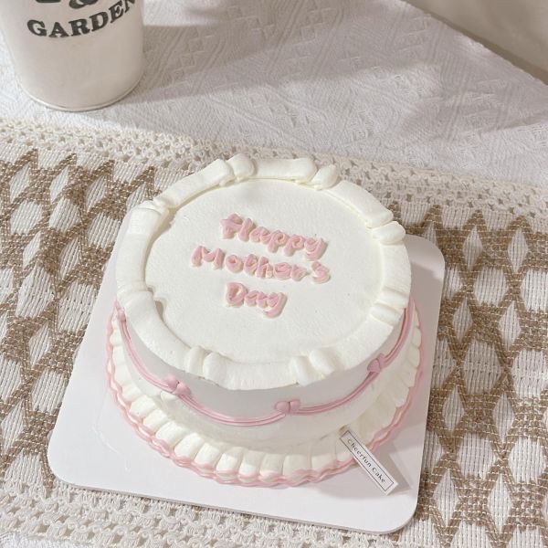 溫柔的呢喃 水果蛋糕,生日蛋糕,鮮奶油蛋糕,板橋蛋糕,新莊甜點,手作蛋糕,韓系蛋糕,簡約蛋糕,柒風蛋糕,笑臉花花,ins風蛋糕,溫柔的呢喃