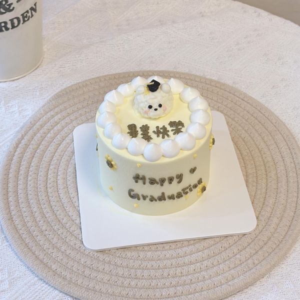 畢業小熊 水果蛋糕,生日蛋糕,鮮奶油蛋糕,板橋蛋糕,板橋甜點,手作蛋糕,韓系蛋糕,簡約蛋糕,柒風蛋糕,畢業小熊