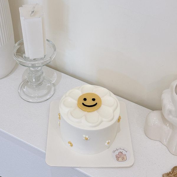 笑臉花花 水果蛋糕,生日蛋糕,鮮奶油蛋糕,板橋蛋糕,新莊甜點,手作蛋糕,韓系蛋糕,簡約蛋糕,柒風蛋糕,笑臉花花,ins風蛋糕