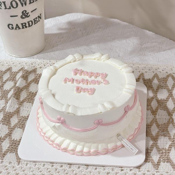 溫柔的呢喃 水果蛋糕,生日蛋糕,鮮奶油蛋糕,板橋蛋糕,新莊甜點,手作蛋糕,韓系蛋糕,簡約蛋糕,柒風蛋糕,笑臉花花,ins風蛋糕,溫柔的呢喃