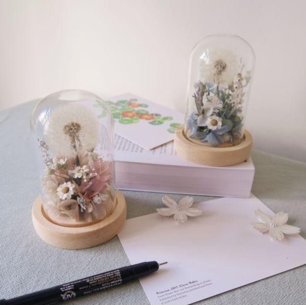 永生蒲公英玻璃罩 - 乘載心願 台中花店,花店,花藝,花,乾燥花,鮮花,永生花,花束,玻璃罩,蒲公英,求婚,風水,房間放花