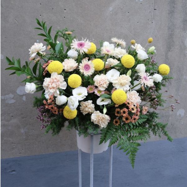 Sunny 黃膚色系 高架花籃 / 適合開幕&排場 台中花店,花藝,乾燥花,鮮花,永生花,求婚花束,情人節花束,母親節花束,開幕花禮,高架花籃