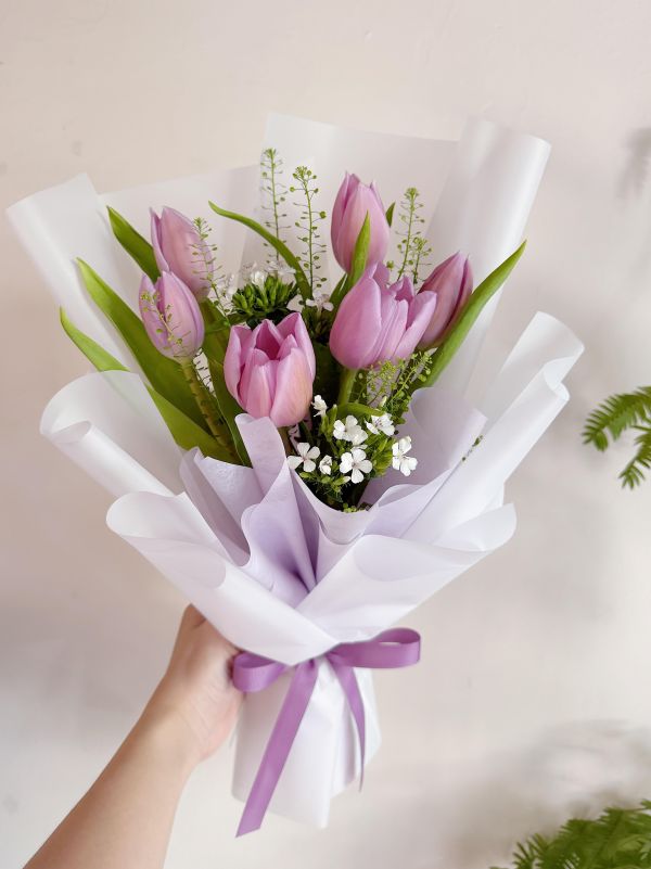 進口鬱金香花束 - 單色 台中花店,花藝,乾燥花,鮮花,永生花,求婚花束,情人節花束,母親節花束,開幕花禮,高架花籃