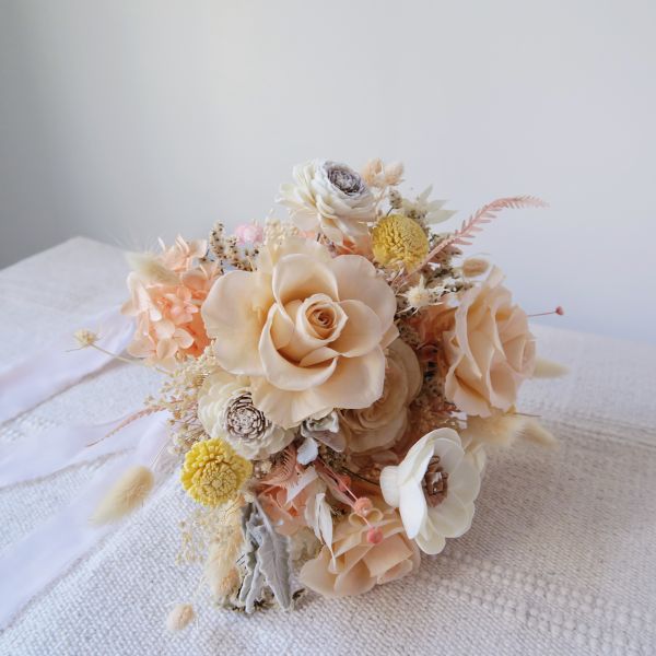 經典圓形永生捧花 25cm 香檳色 台中花店,花藝,乾燥花,鮮花,永生花,求婚花束,情人節花束,母親節花束,開幕花禮,高架花籃